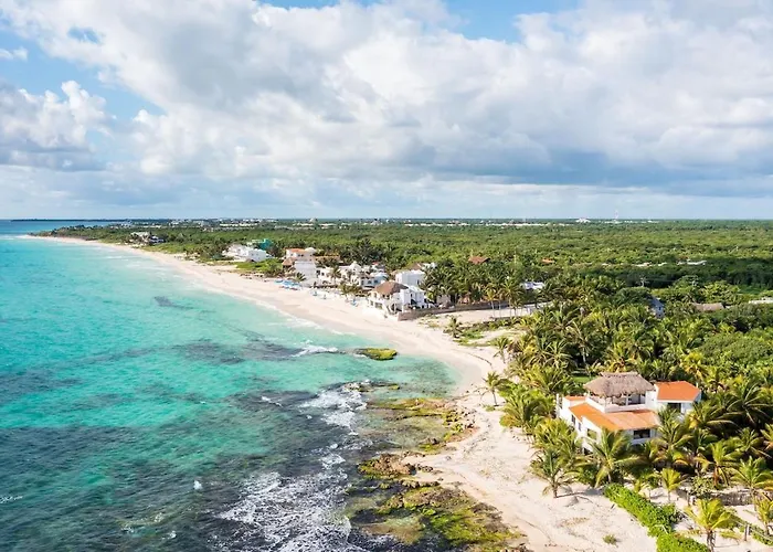 Beachfront With Breakfast Included * Puerto Morelos